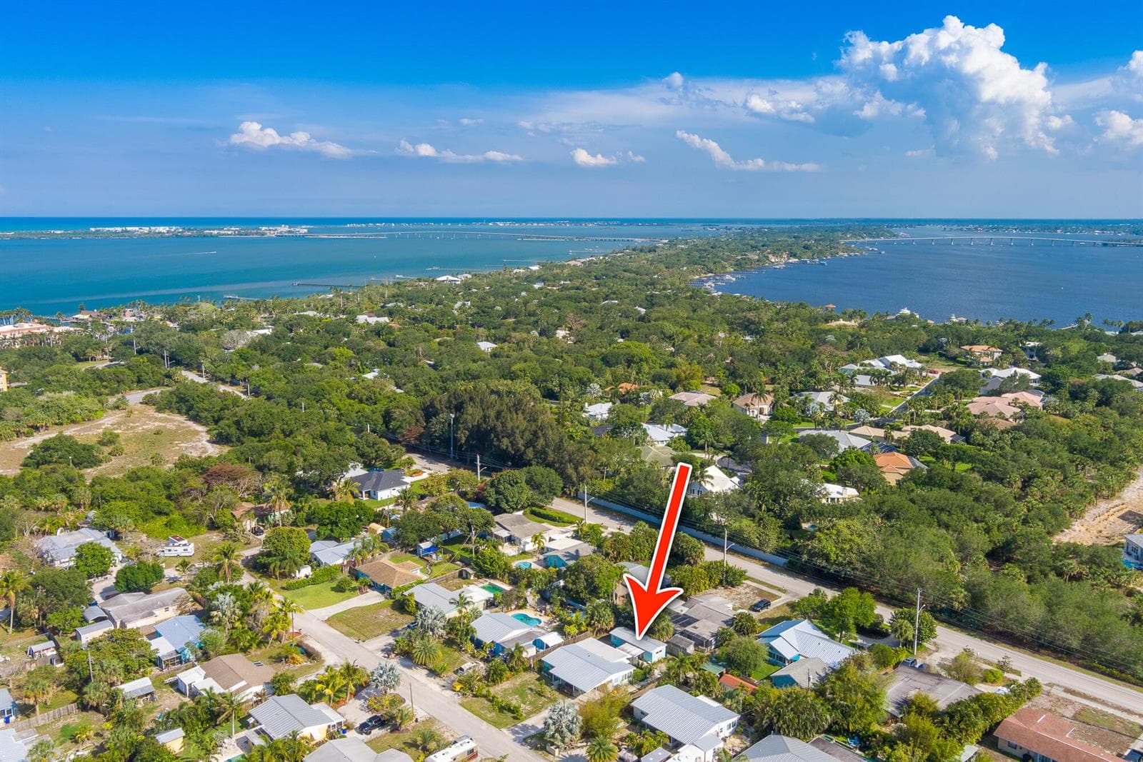 2574 NE Roberta Street, Jensen Beach, FL 34957 — zdjęcie 4