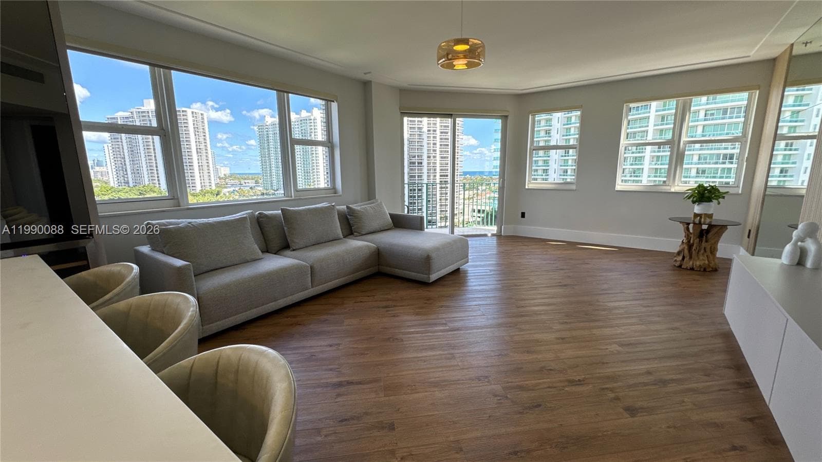 20000 E Country Club Dr # 1016, Aventura, FL 33180 — zdjęcie 3