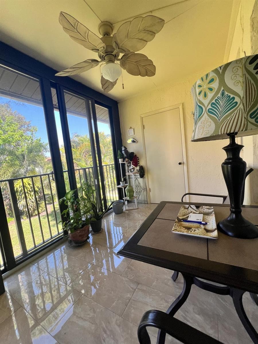 3561 Pine Tree Court # C-2, FL 33463 — zdjęcie 3