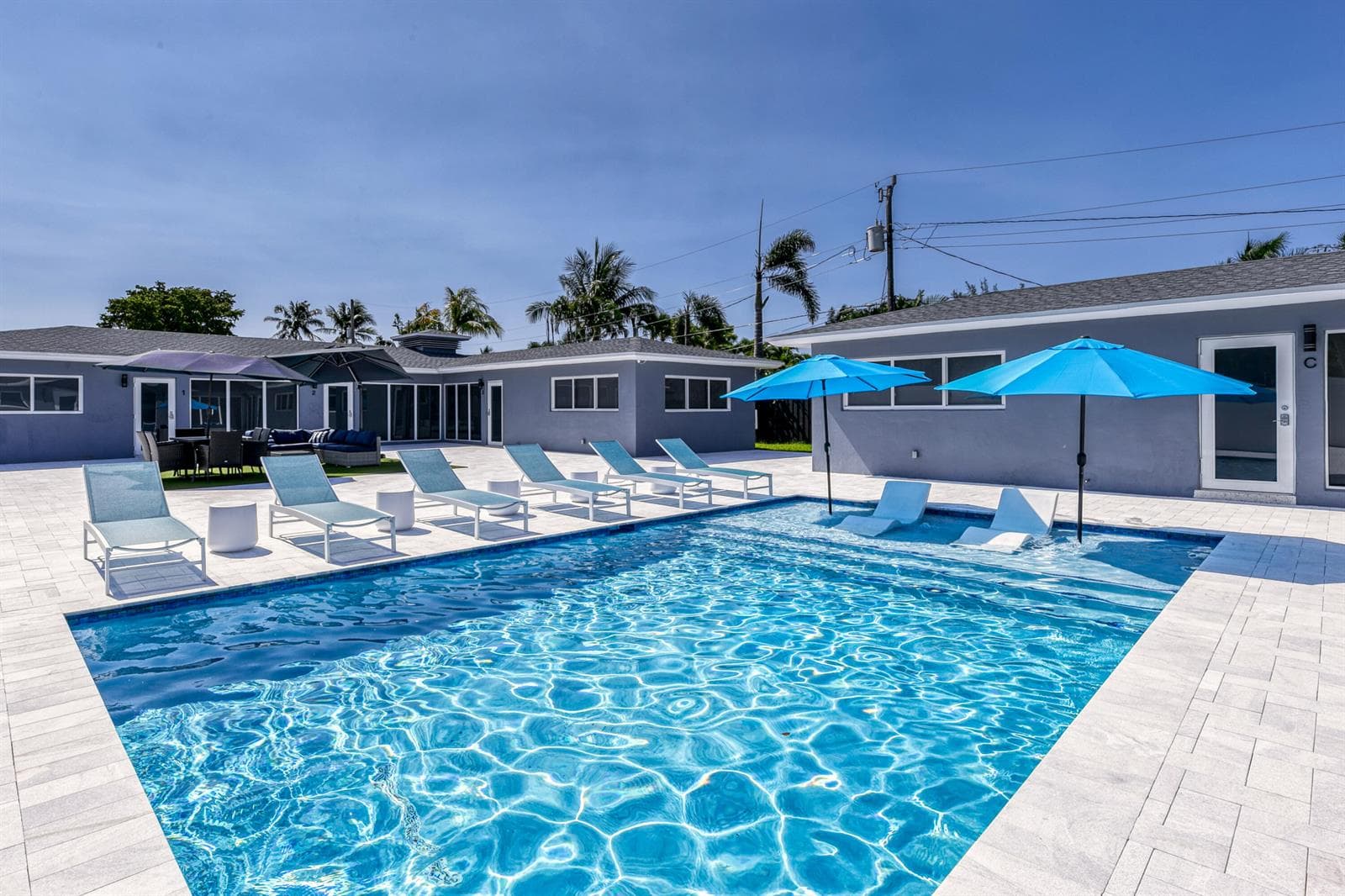 2017 NE 26th Street, Wilton Manors, FL 33305 — zdjęcie 2