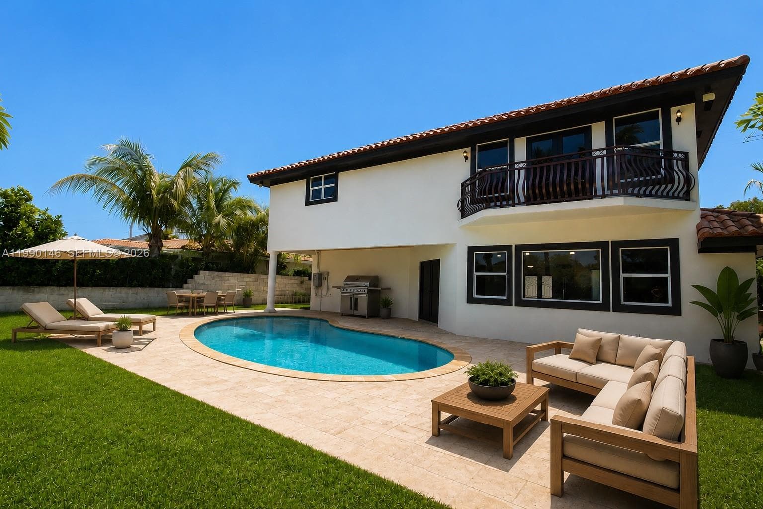 545 S Shore Dr, Miami Beach, FL 33141 — zdjęcie 2