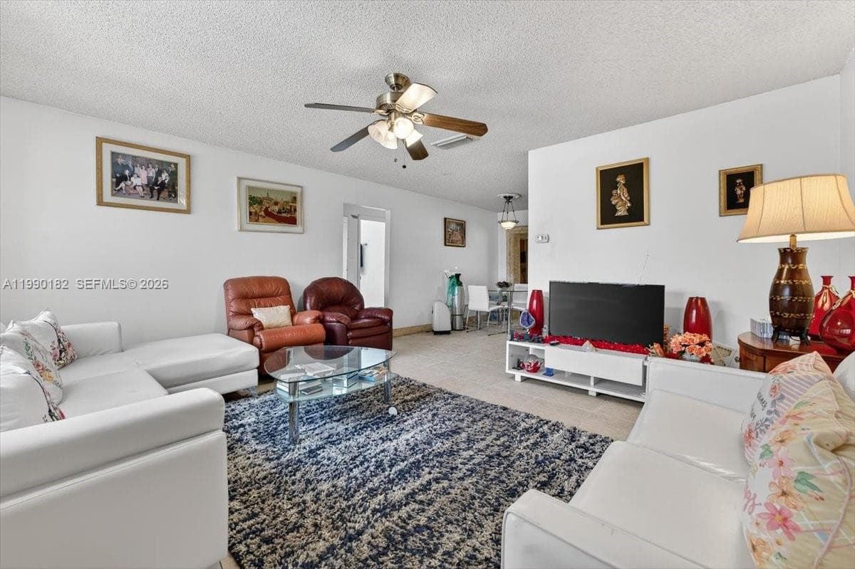 1125 NW 69th Ave, Margate, FL 33063 — zdjęcie 4