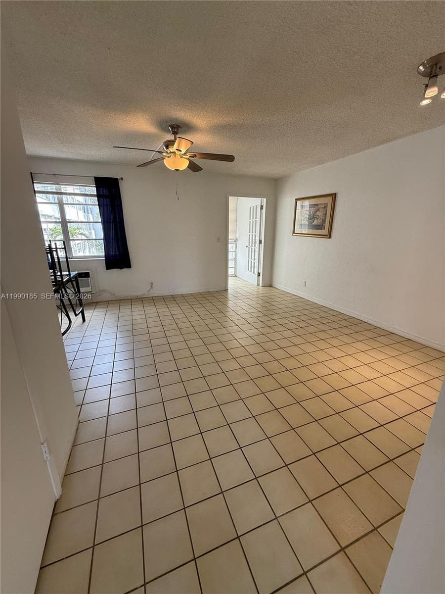 1333 E Hallandale Beach Blvd # 223, Hallandale Beach, FL 33009 — zdjęcie 2