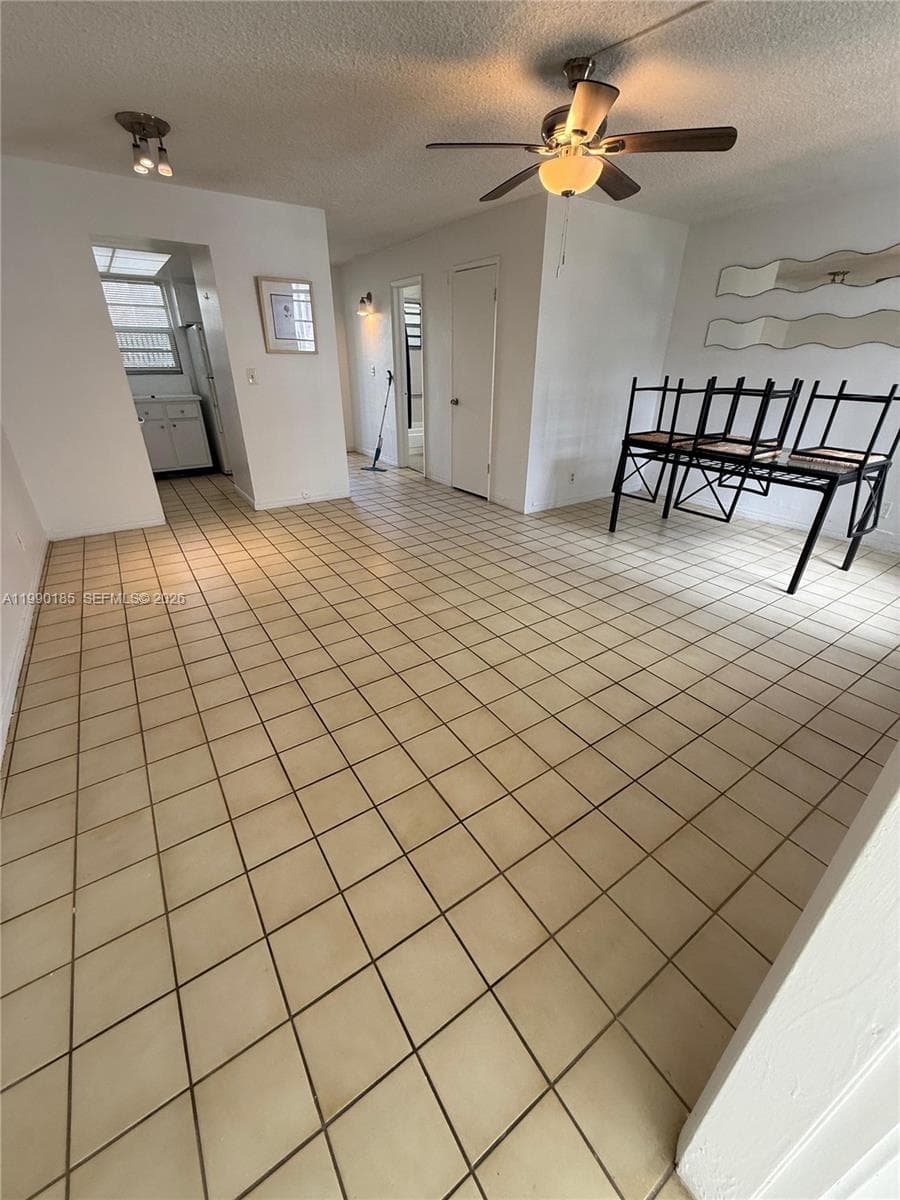 1333 E Hallandale Beach Blvd # 223, Hallandale Beach, FL 33009 — zdjęcie 3