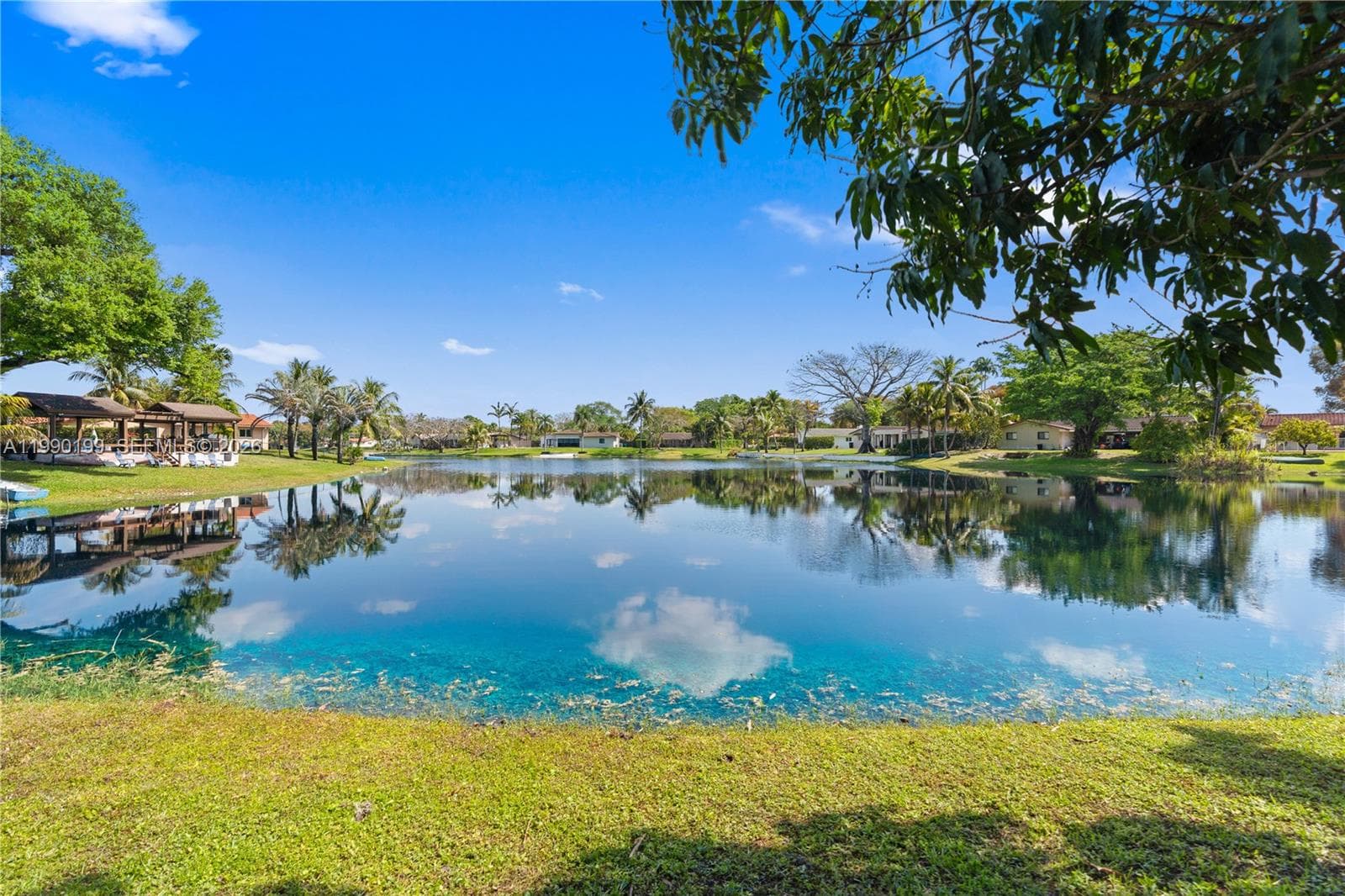 7327 Sabal Dr, Miami Lakes, FL 33014