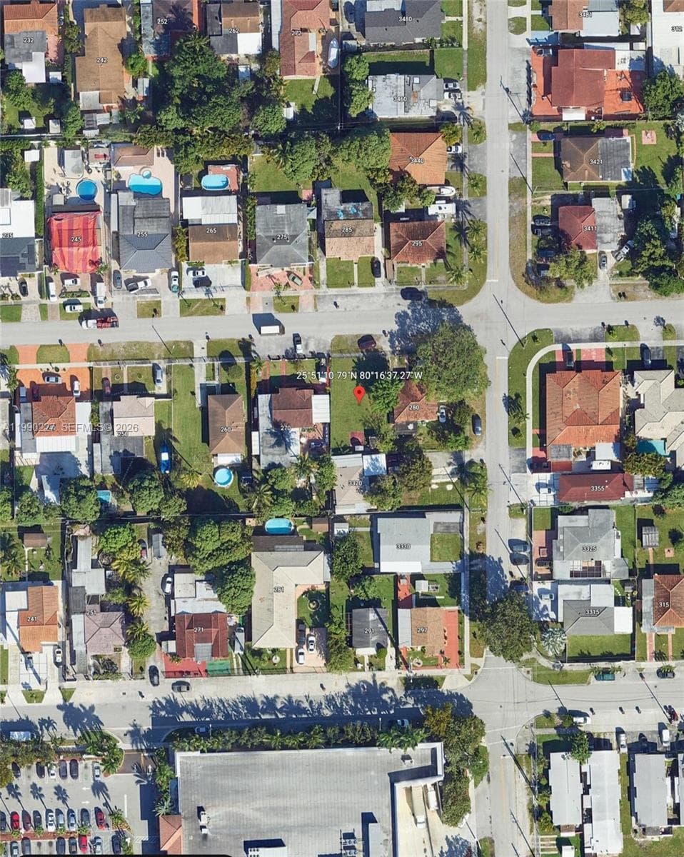 280 E 34th St, Hialeah, FL 33013 — zdjęcie 2