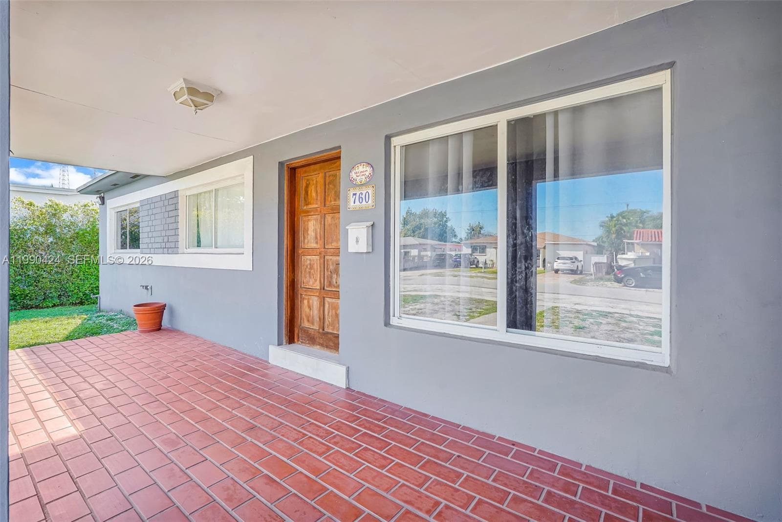 760 E 55th St, Hialeah, FL 33013 — zdjęcie 3