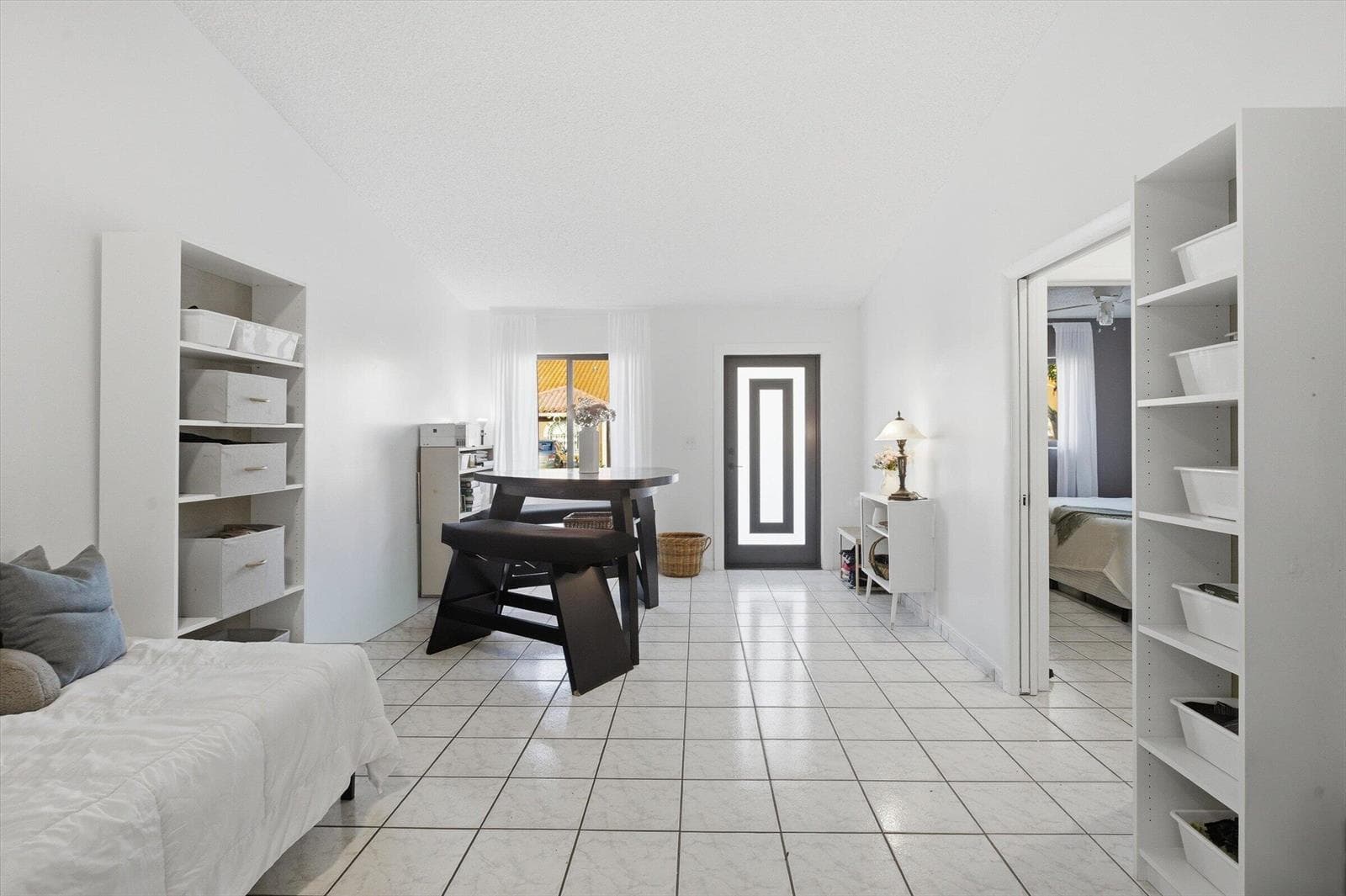 5465 W 27th Lane, Hialeah, FL 33016 — zdjęcie 5