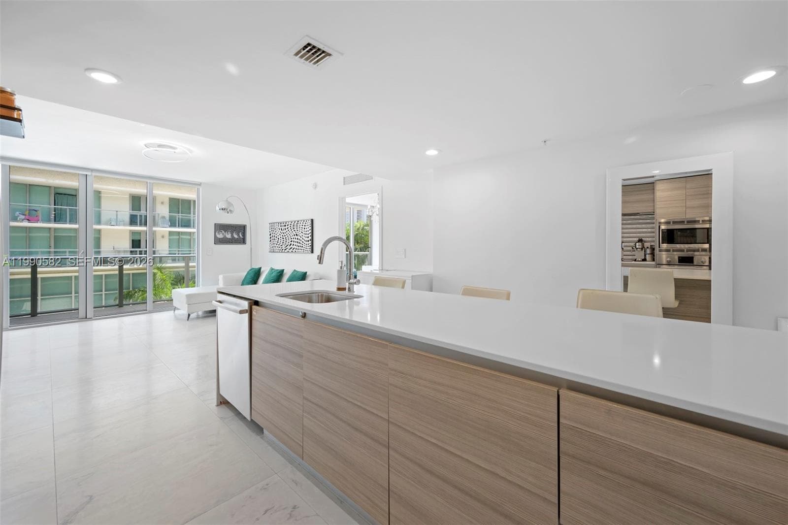 6610 Indian Creek Dr # 406, Miami Beach, FL 33141 — zdjęcie 5