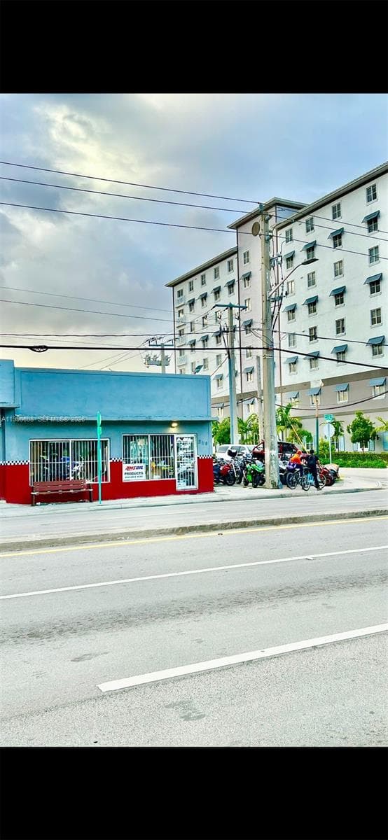 210 SW 22nd Ave, Miami, FL 33135