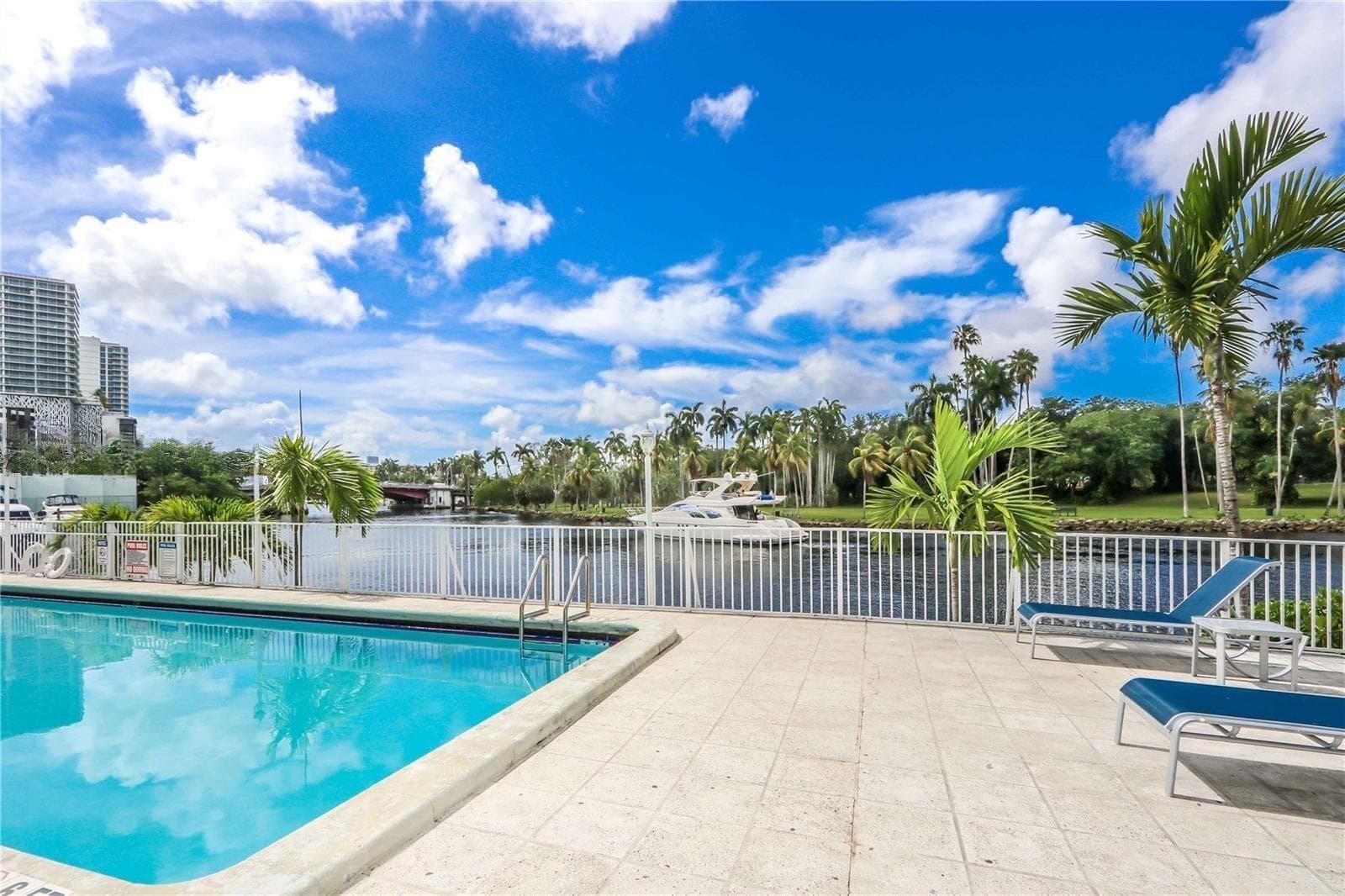 1740 NW N River Drive # 319, Miami, FL 33125 — zdjęcie 2