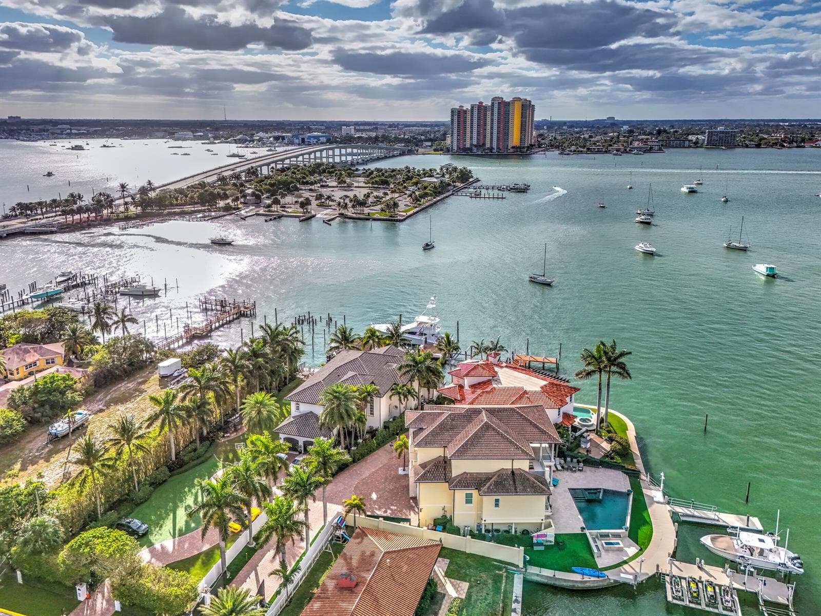 2775 Lake Drive, Singer Island, FL 33404 — zdjęcie 4