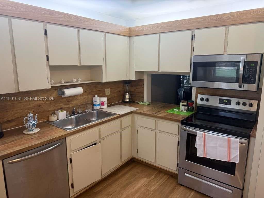 2 Briarwood Cir # 212, Hollywood, FL 33024 — zdjęcie 4