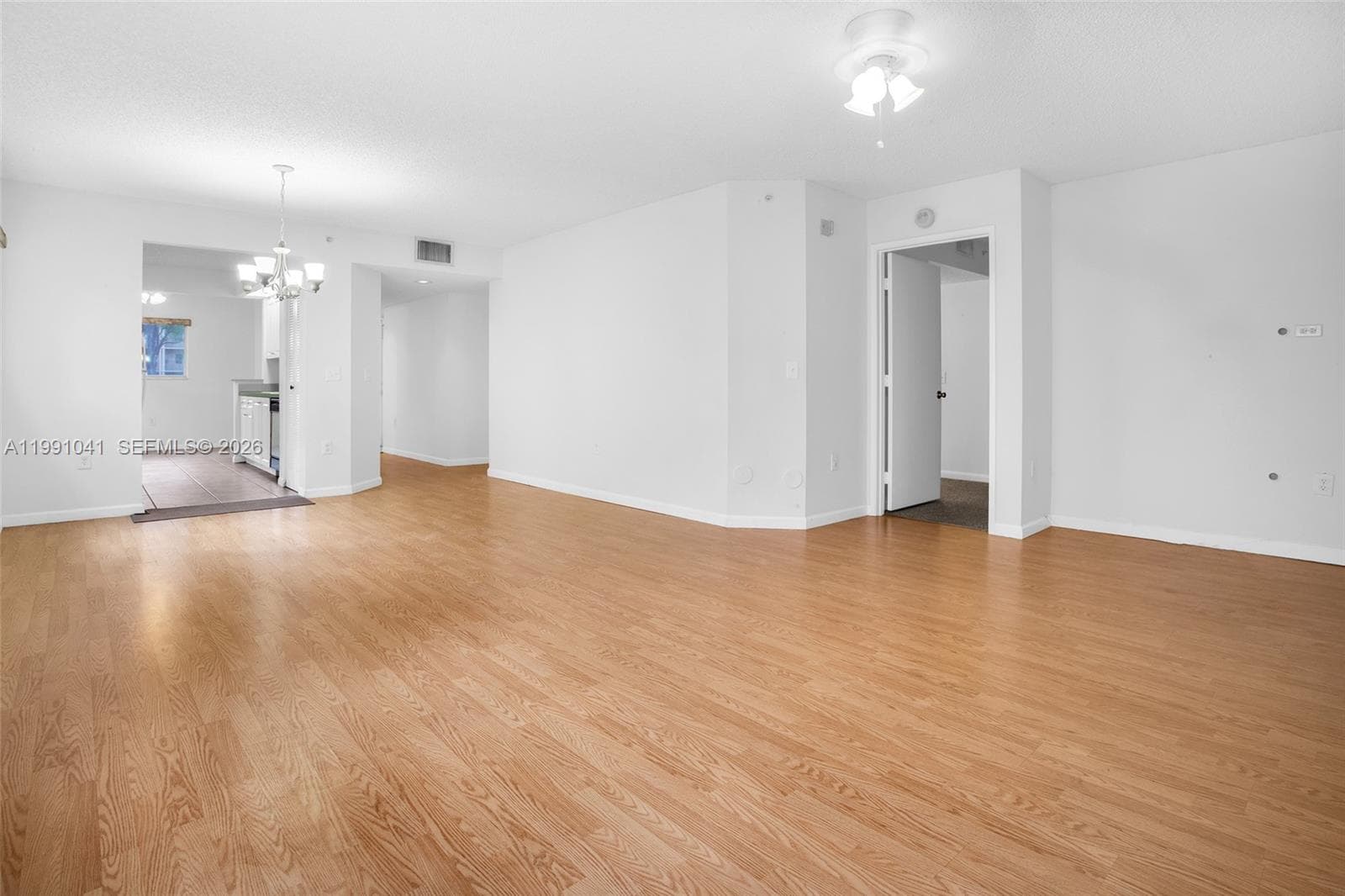 900 SW 142nd Ave # 115L, Pembroke Pines, FL 33027