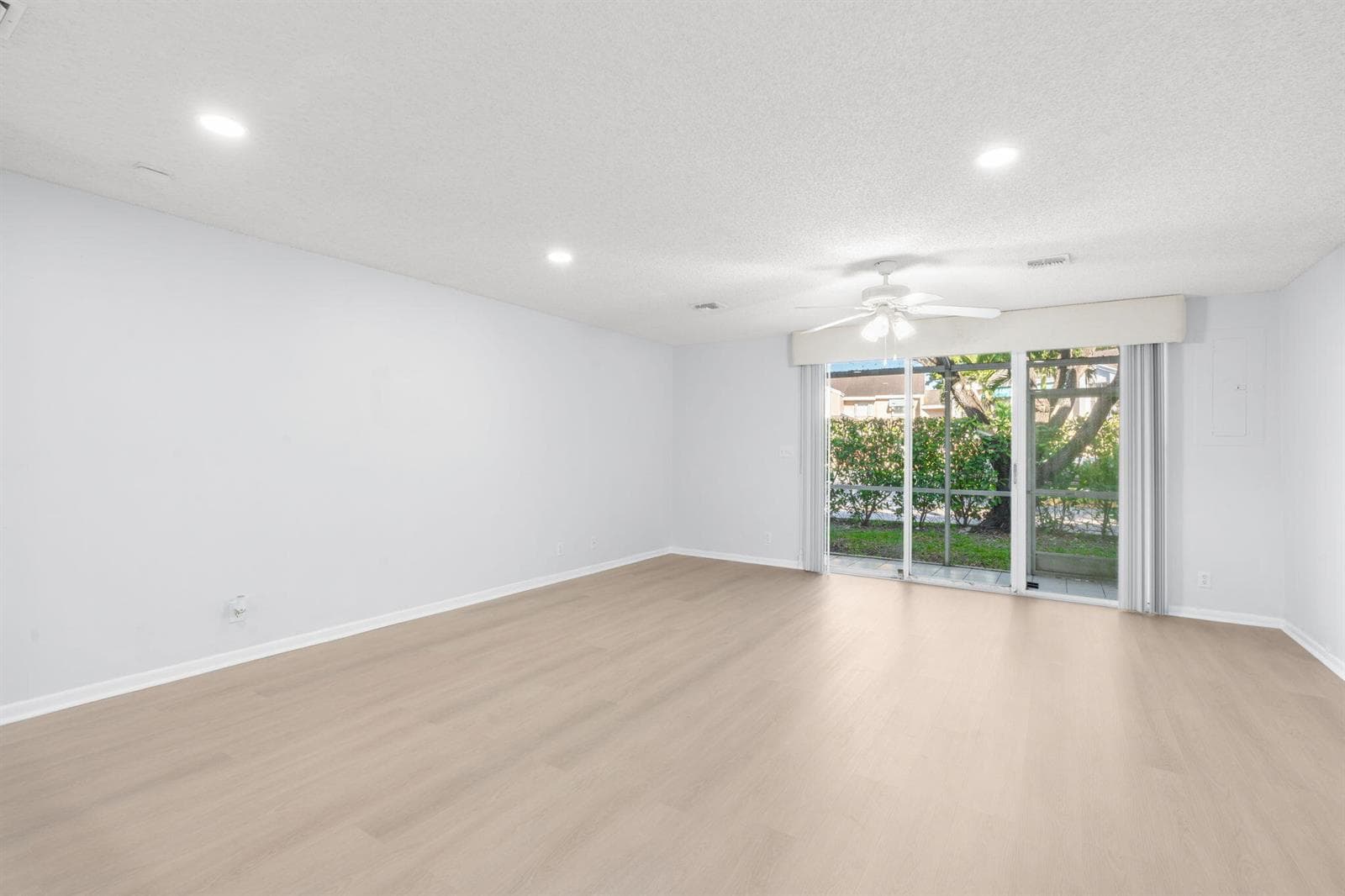 7107 Woodmont Way, Tamarac, FL 33321 — zdjęcie 5