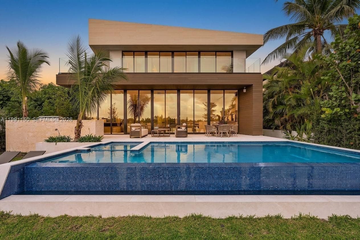 535 N Shore Dr, Miami Beach, FL 33141 — zdjęcie 3
