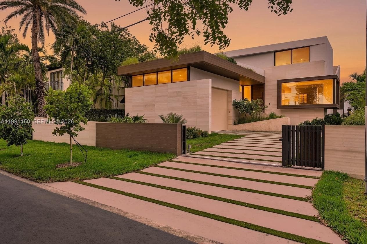 535 N Shore Dr, Miami Beach, FL 33141 — zdjęcie 4