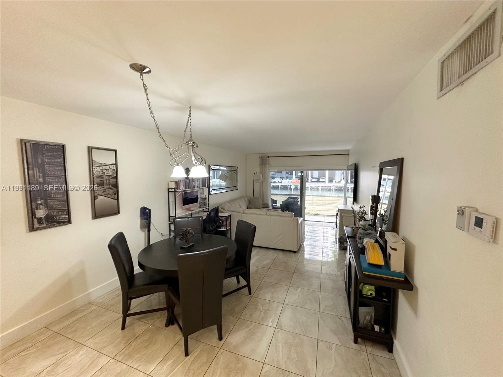 450 Paradise Isle Blvd # 102, Hallandale Beach, FL 33009 — zdjęcie 3