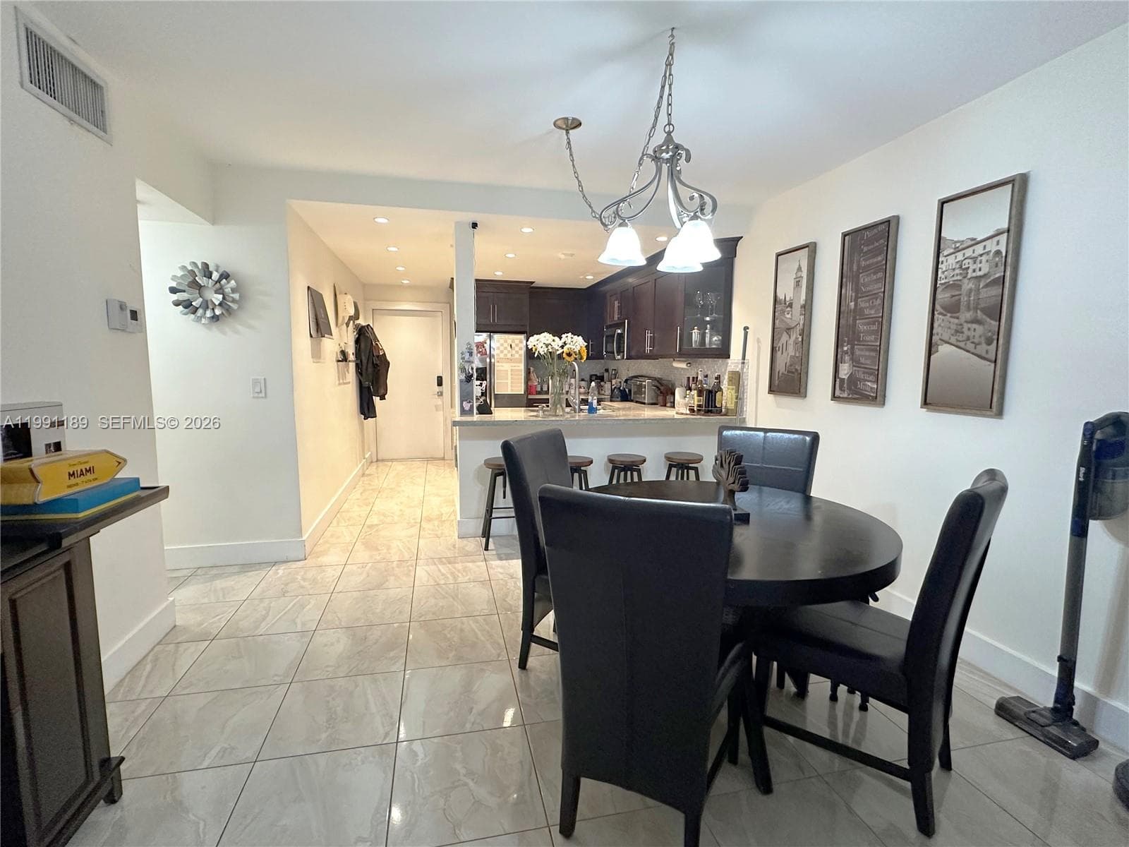 450 Paradise Isle Blvd # 102, Hallandale Beach, FL 33009 — zdjęcie 4