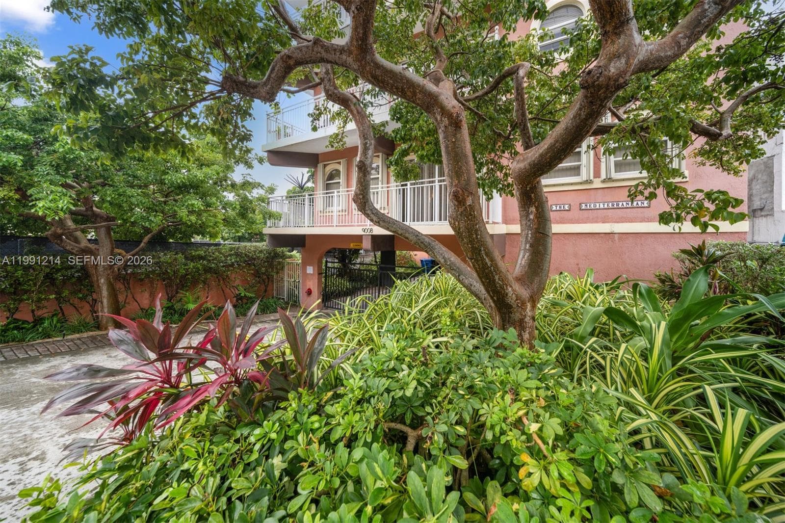 9008 Collins Ave # 402, Surfside, FL 33154 — zdjęcie 4