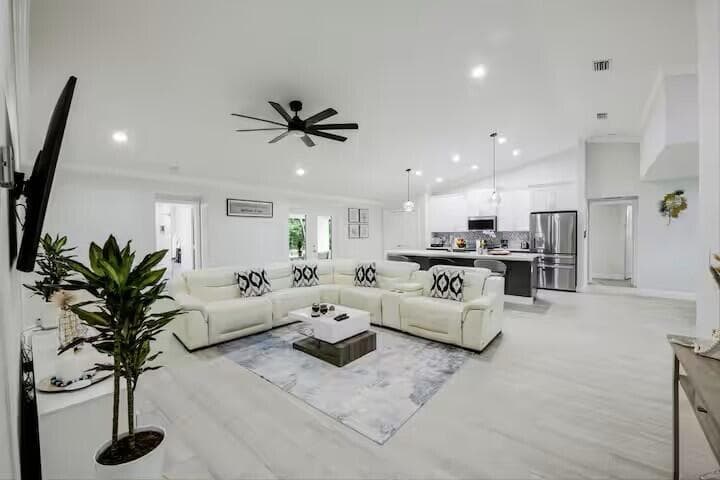 11038 Persimmon Boulevard, West Palm Beach, FL 33411 — zdjęcie 2