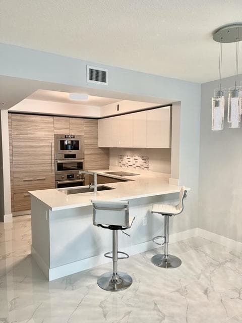 330 Sunny Isles Boulevard # 5-703, Sunny Isles Beach, FL 33160 — zdjęcie 3
