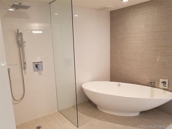 330 Sunny Isles Boulevard # 5-703, Sunny Isles Beach, FL 33160 — zdjęcie 5