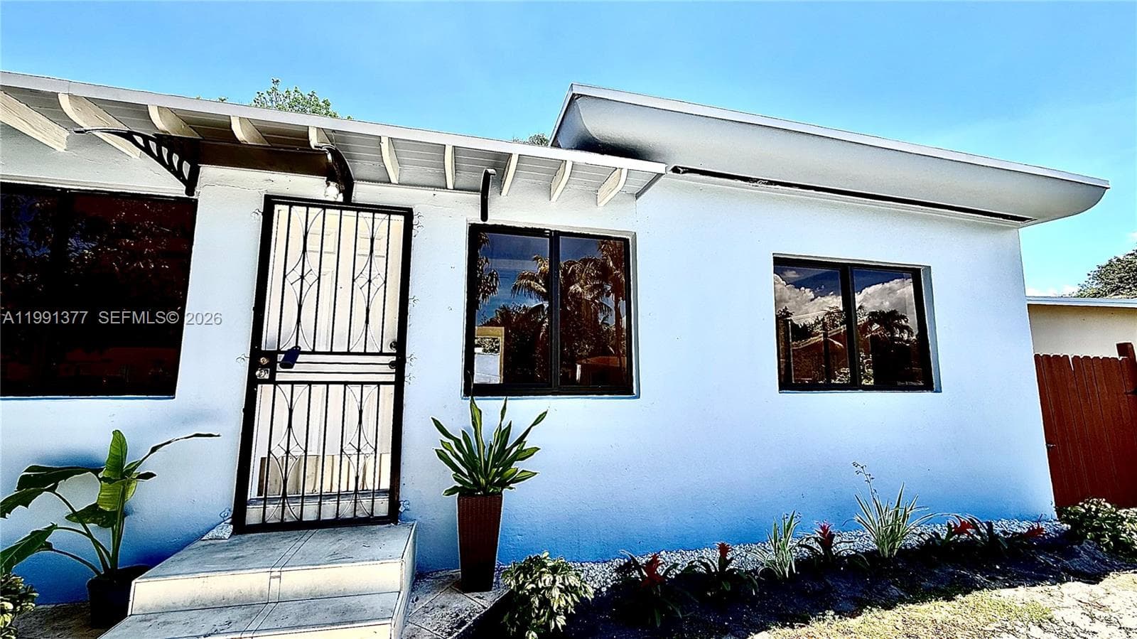 1352 NW 112th Ter, Miami, FL 33167 — zdjęcie 3