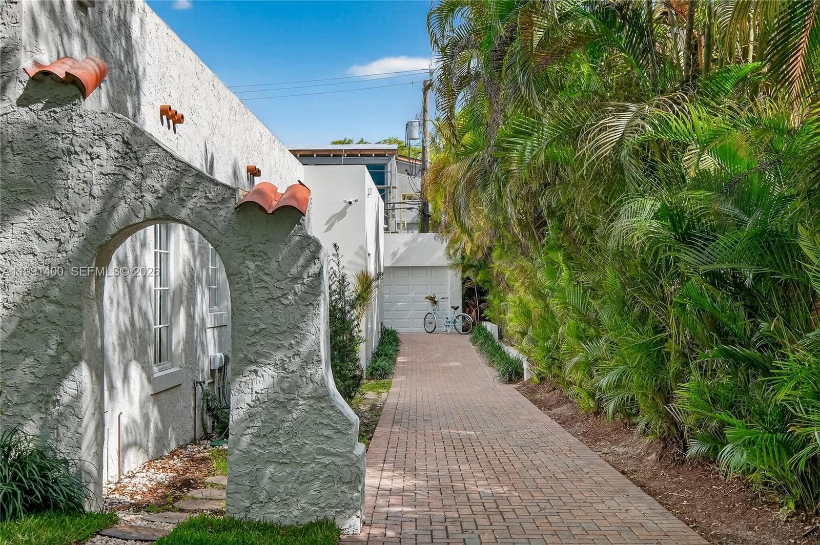 1109 Almeria Ave, Coral Gables, FL 33134 — zdjęcie 5