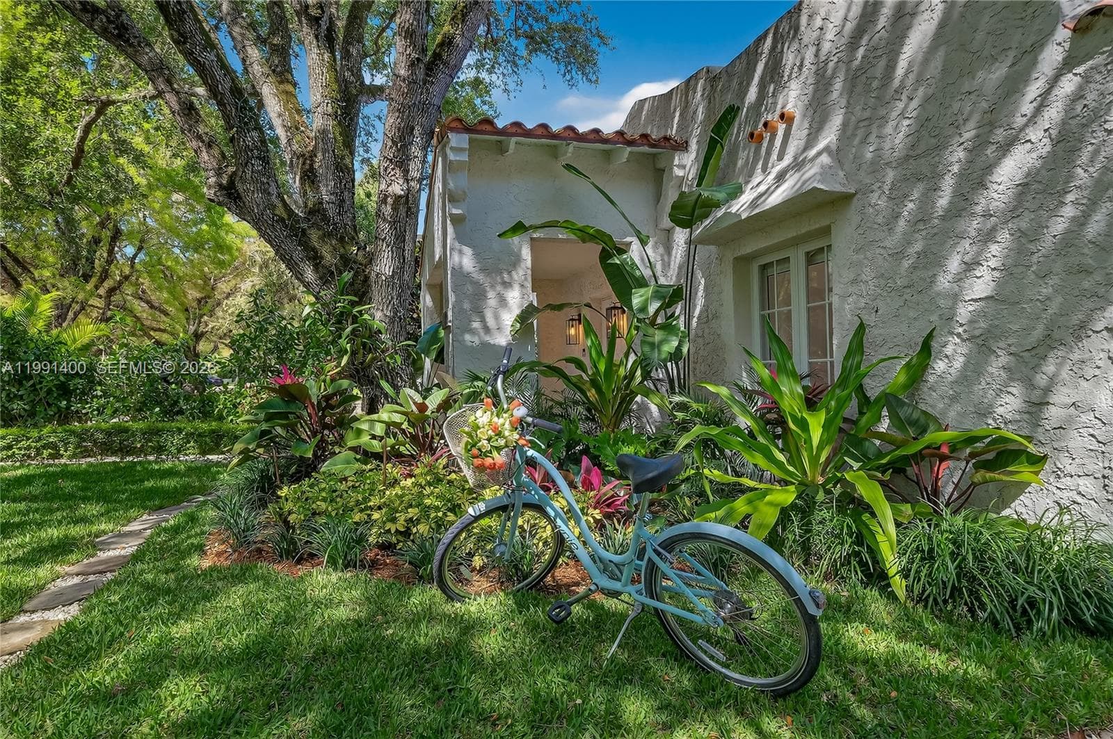 1109 Almeria Ave, Coral Gables, FL 33134 — zdjęcie 4