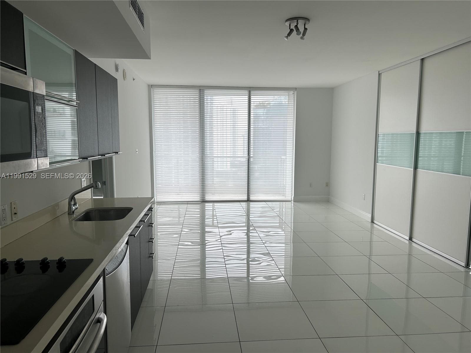 90 SW 3rd St # 3610, Miami, FL 33130 — zdjęcie 4