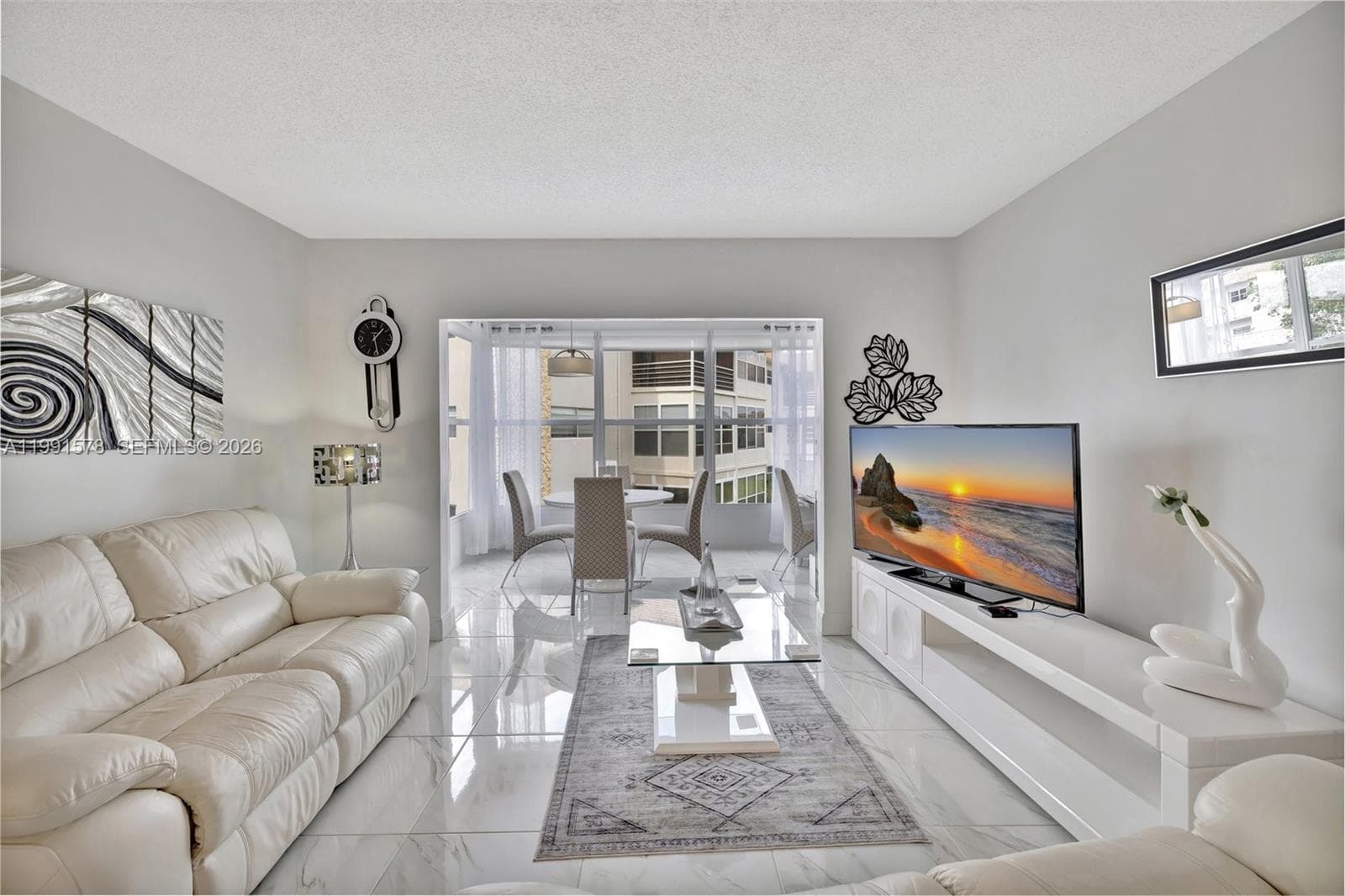4705 NW 35th St # 501, Lauderdale Lakes, FL 33319 — zdjęcie 3