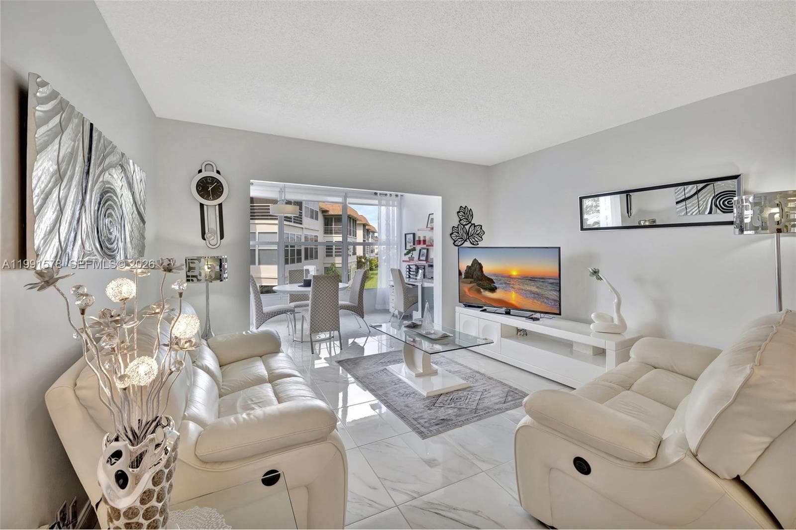 4705 NW 35th St # 501, Lauderdale Lakes, FL 33319 — zdjęcie 4