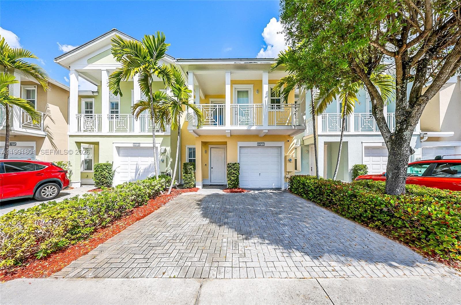 10711 NW 75th Ln, Doral, FL 33178