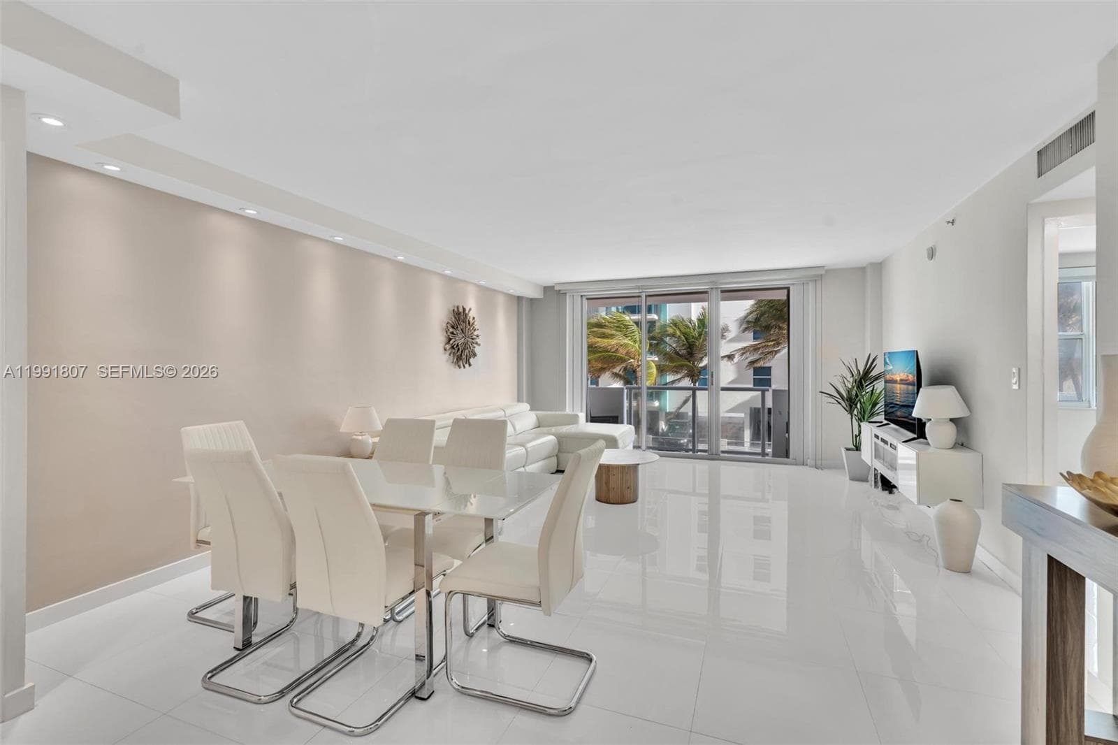 9195 Collins Ave # 303, Surfside, FL 33154 — zdjęcie 4