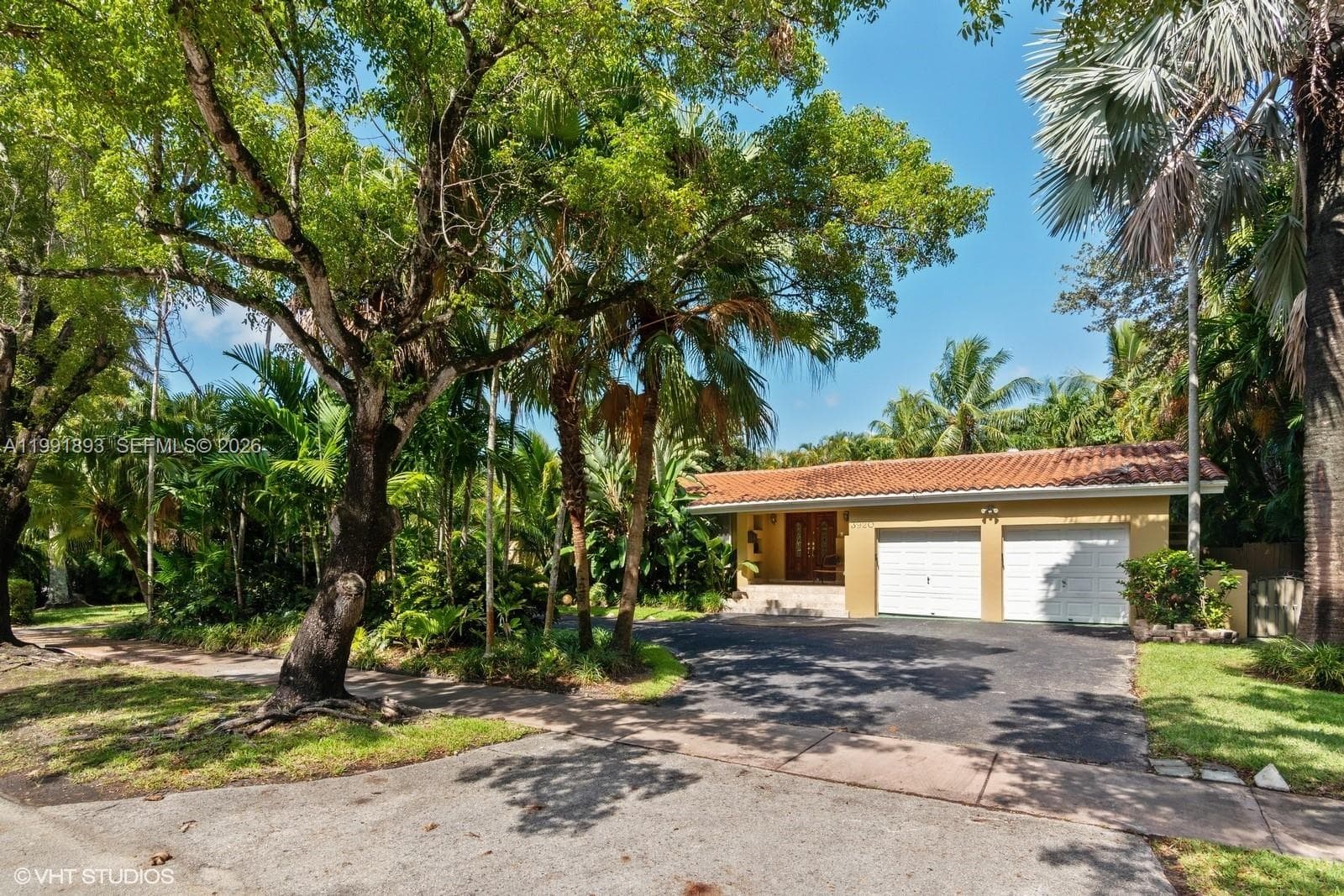 3920 Monserrate St, Coral Gables, FL 33134 — zdjęcie 3