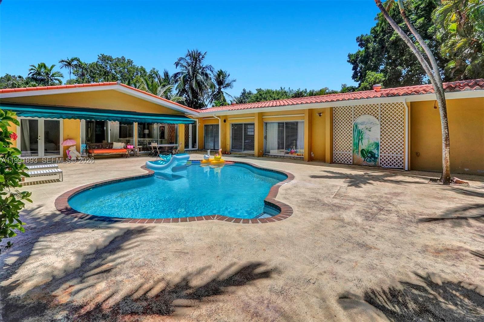3920 Monserrate St, Coral Gables, FL 33134 — zdjęcie 4