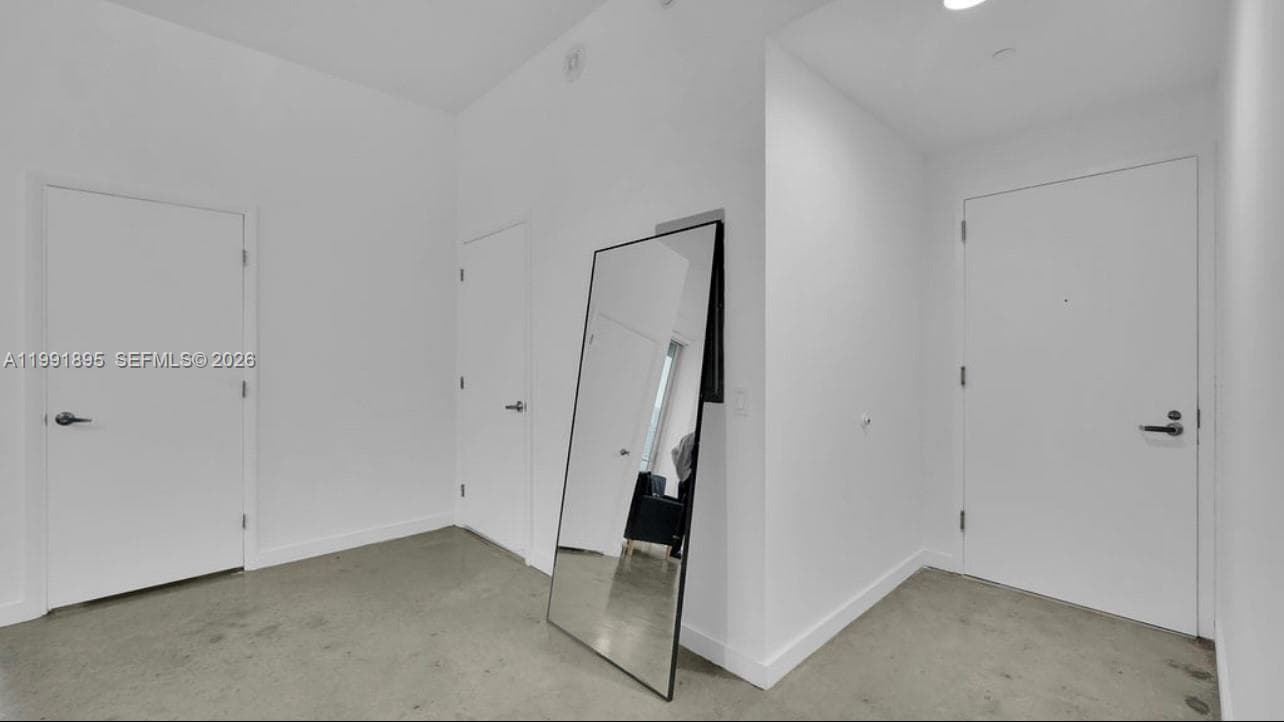 151 SE 1st St # 2411, Miami, FL 33131 — zdjęcie 3