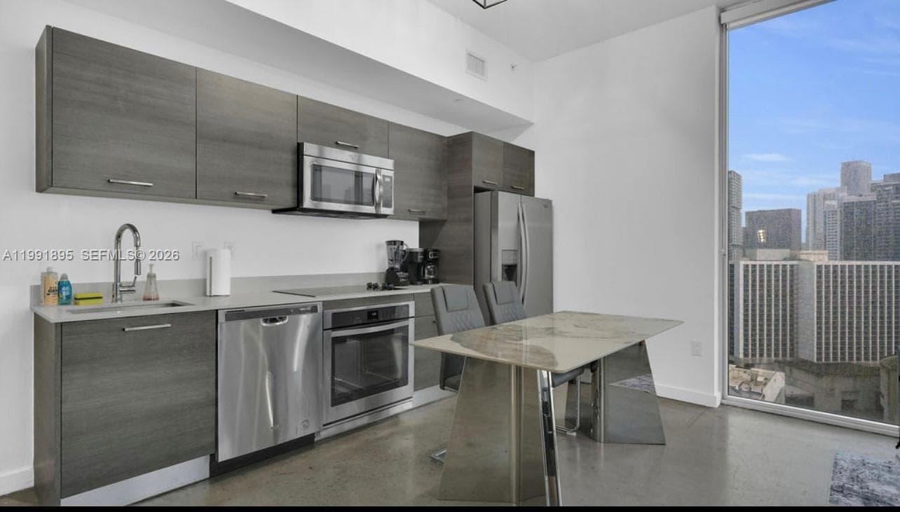 151 SE 1st St # 2411, Miami, FL 33131 — zdjęcie 5