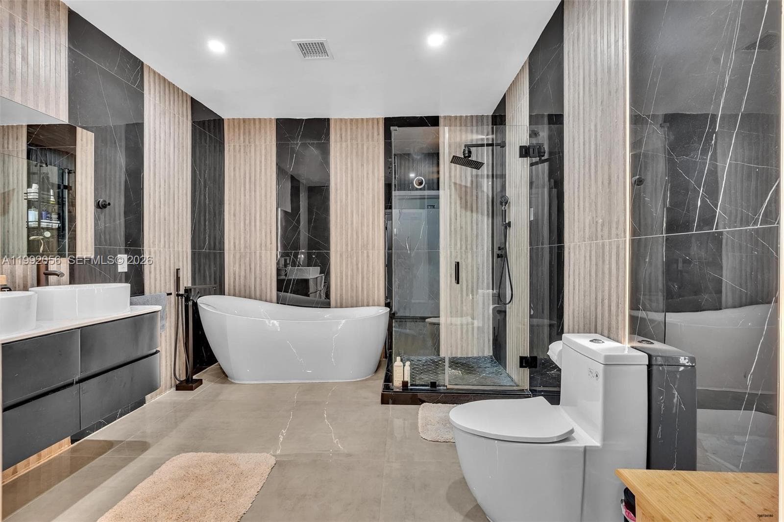 111 NW 46th St, Miami, FL 33127 — zdjęcie 3