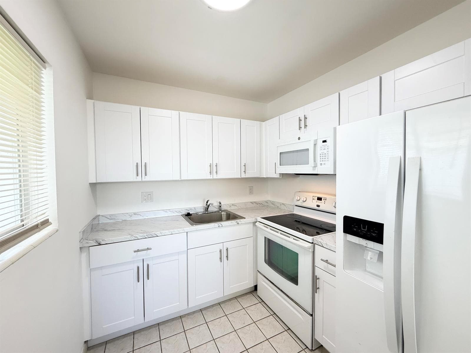 3402 Cynthia Lane # 205, FL 33461 — zdjęcie 3