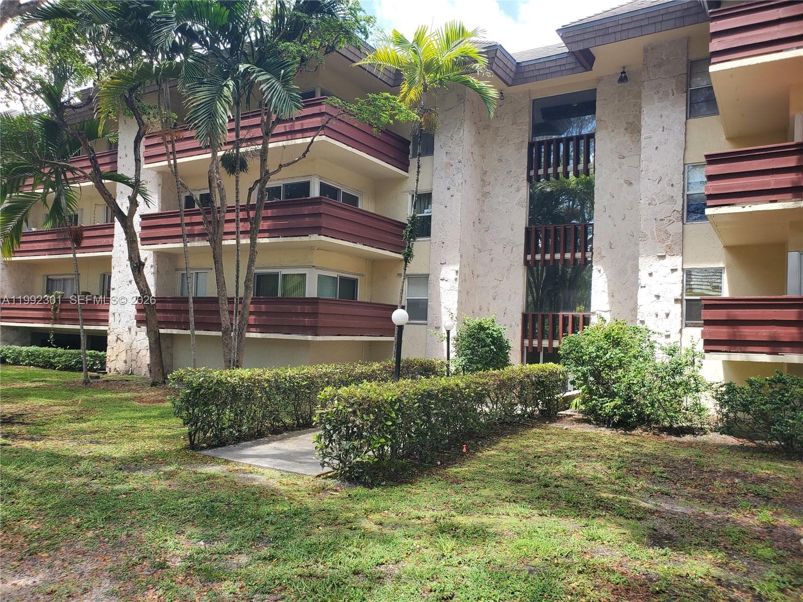 1205 Mariposa Ave # 206, Coral Gables, FL 33146