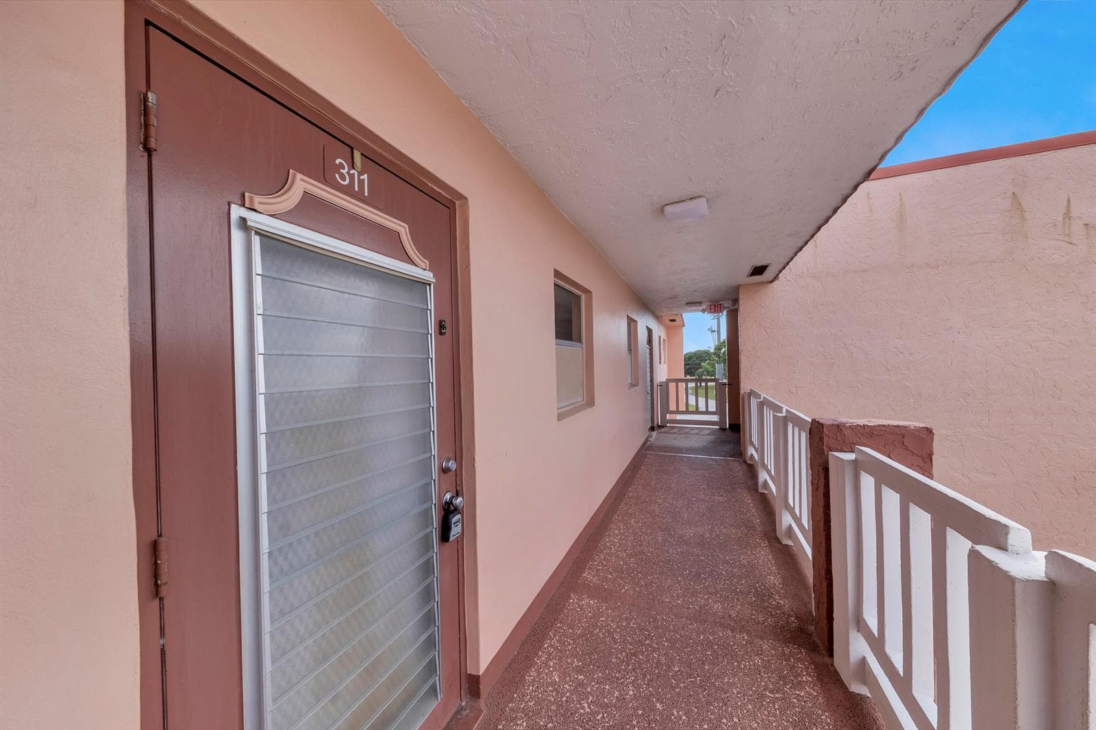 9401 Sunrise Lakes Boulevard # 311, Sunrise, FL 33322 — zdjęcie 2