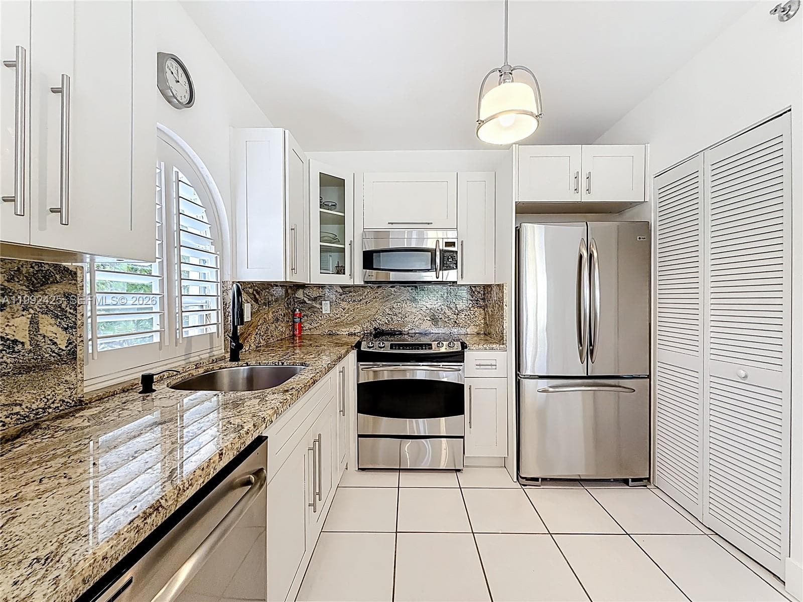 9008 Collins Ave # 303, Surfside, FL 33154 — zdjęcie 2