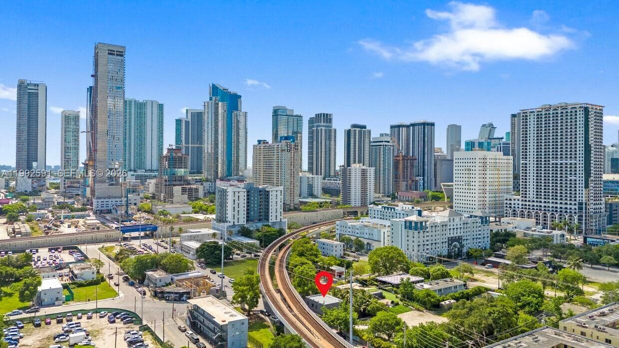 212 NW 11th St, Miami, FL 33136 — zdjęcie 5