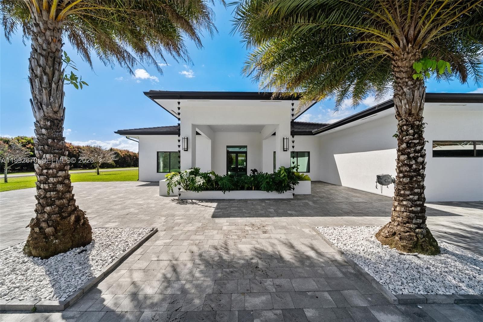 17950 SW 192nd St, Miami, FL 33187 — zdjęcie 2