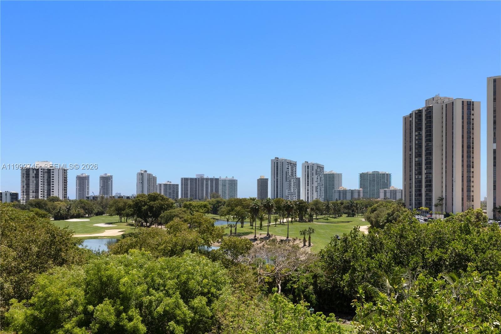 20400 W Country Club Dr # 605, Aventura, FL 33180