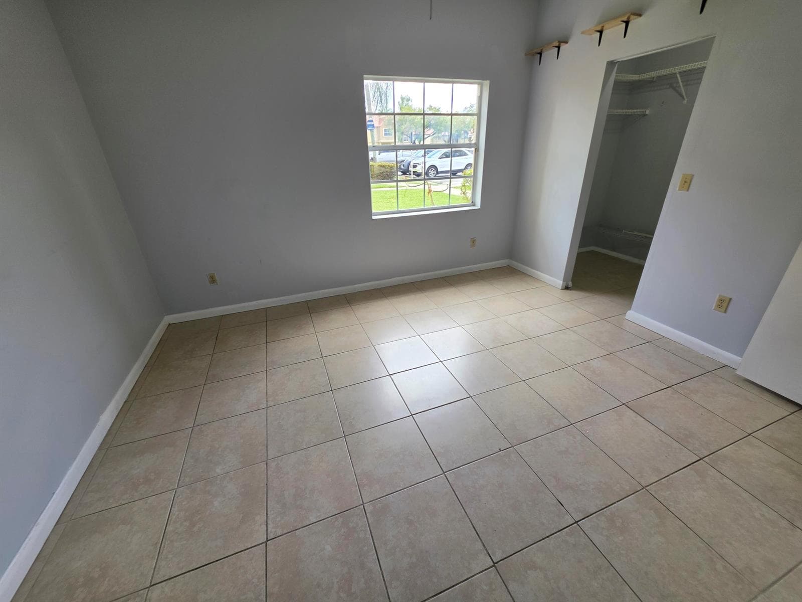 18340 NW 68th Avenue # F, Hialeah, FL 33015 — zdjęcie 3