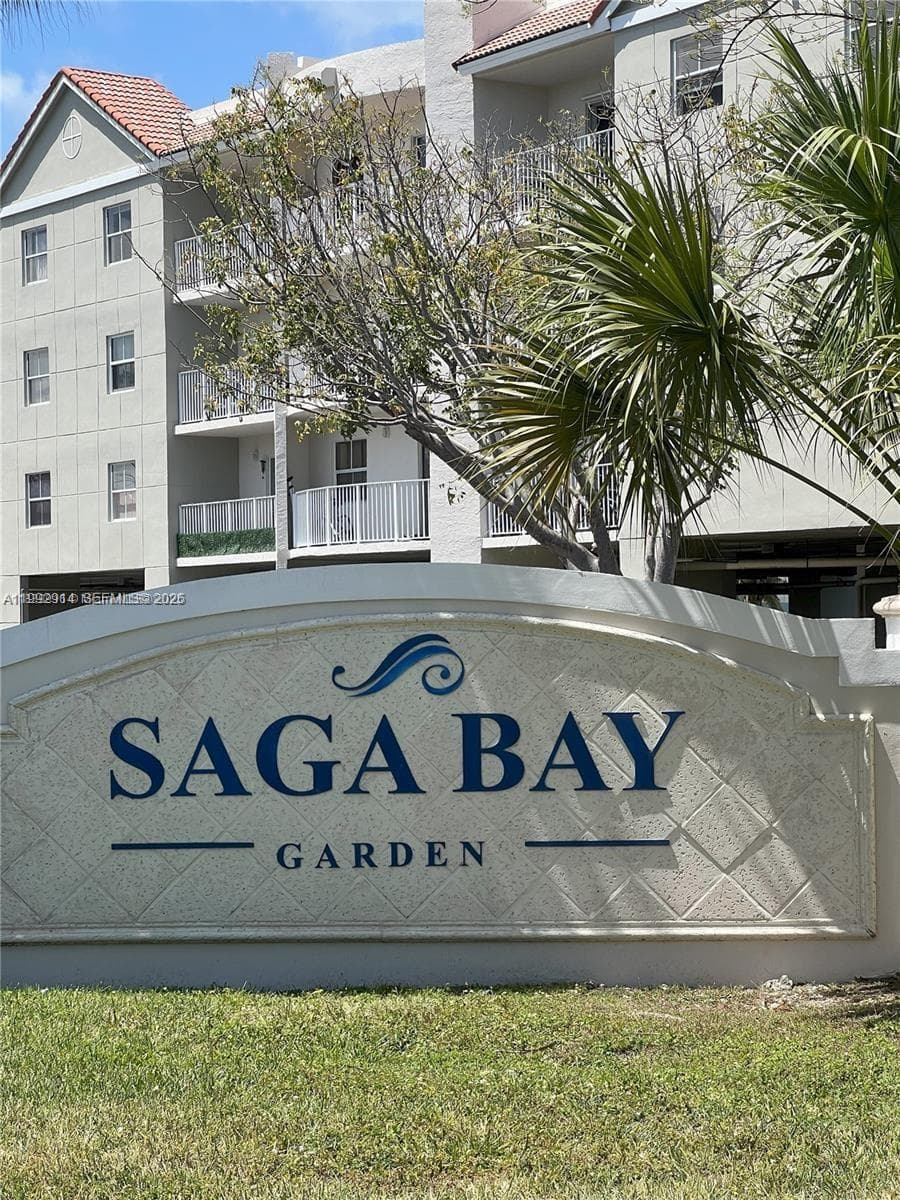 8240 SW 210th St # 319, Cutler Bay, FL 33189