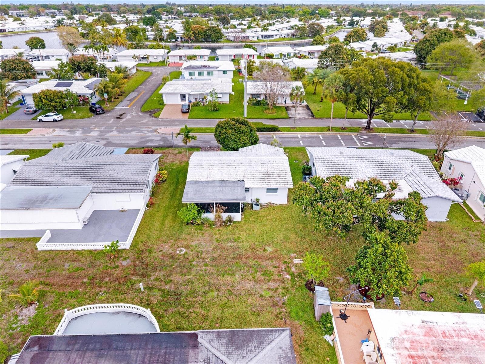 5713 NW 84th Terrace, Tamarac, FL 33321 — zdjęcie 2